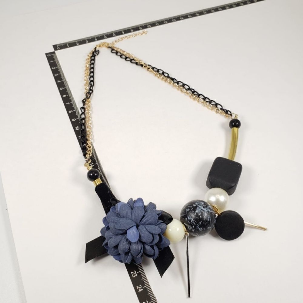 Brand New Handmade Blue Flower With Stones Necklace - Picture 4 of 5